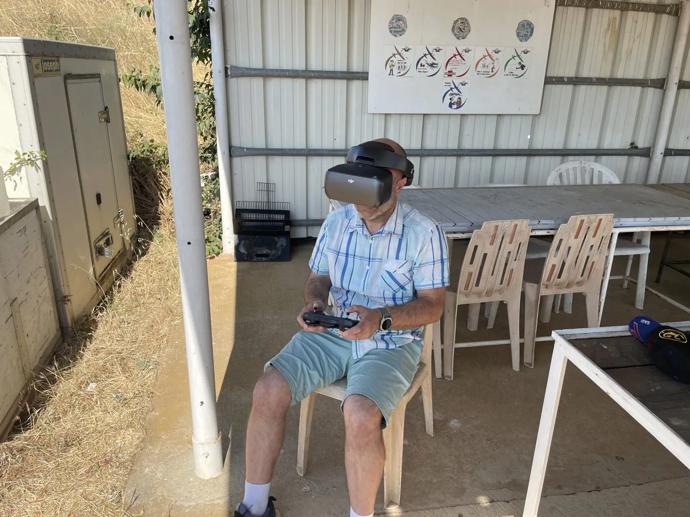 Pilote en vol immersif avec casque FPV